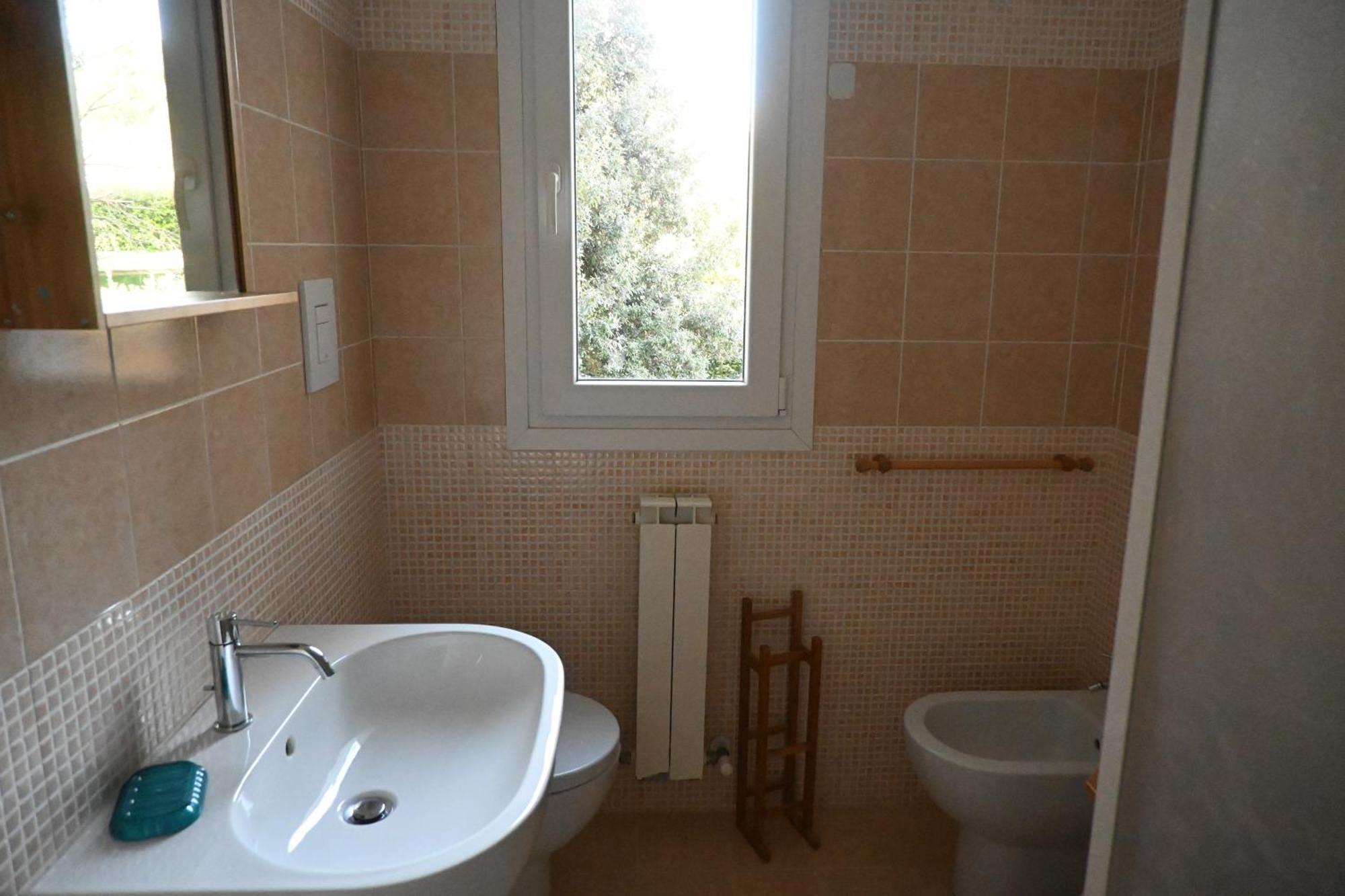 N185 - Numana, Meraviglioso Trilocale Con Terrazzo E Piscina Ngoại thất bức ảnh